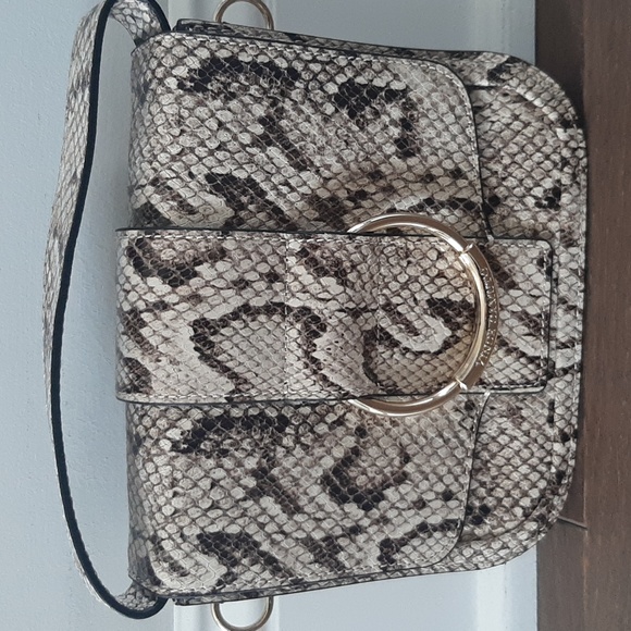 Vince Camuto Genuine Leather Crossbody bag - Picture 1 of 7